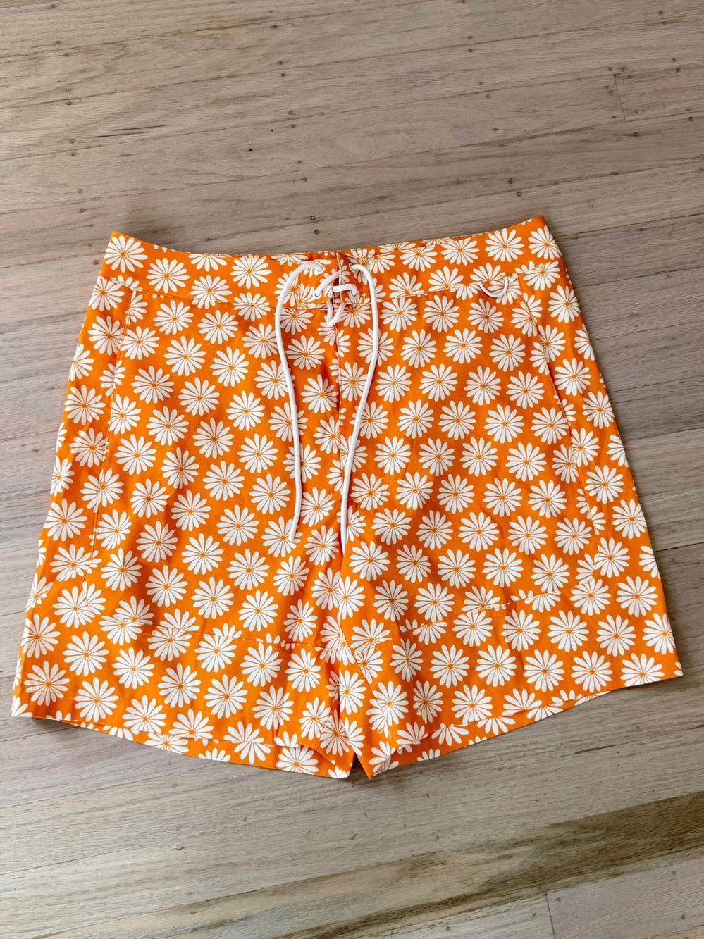 Outdoor Voices mens board shorts